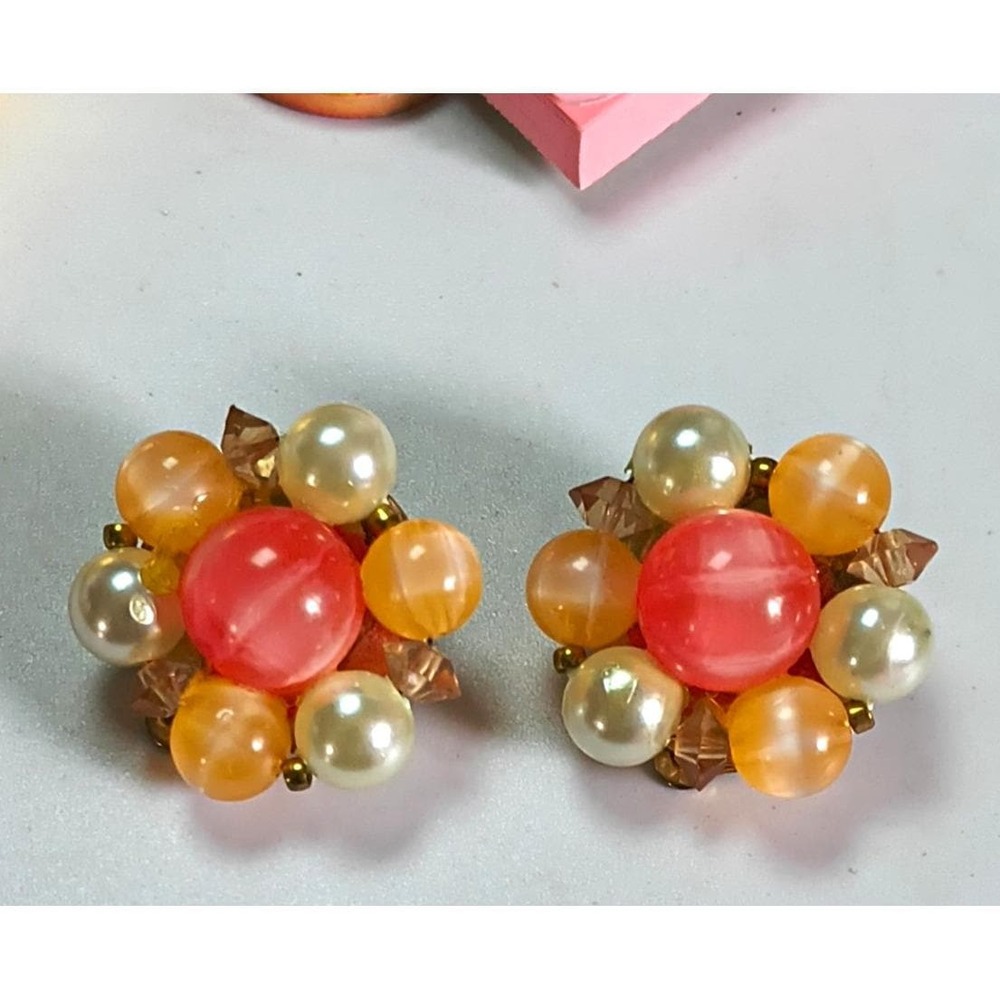 Vintage Lisner Lucite Moonstone Clip On Cluster MCM Earrings Crystal Bicones